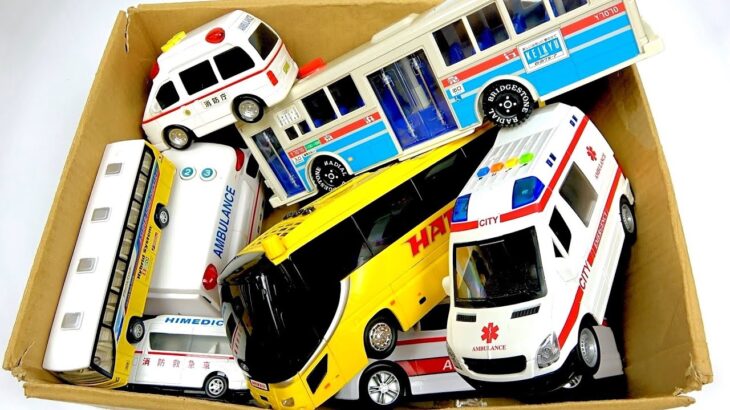 救急車とバスのミニカーが走る！坂道緊急走行テスト！サイレンありAmbulance and bus minicars tested for emergency driving