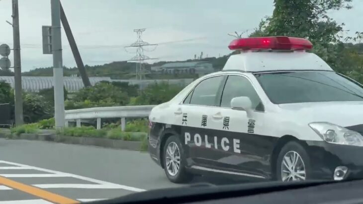 🚨兵庫県警🚨パトカー🚨赤色灯🚨パトロール🚨