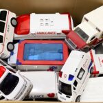 救急車パトカー消防車のミニカーが走る走る！坂道を緊急走行テスト Ambulance police car Minicar of fire truck run run! Slope drive test