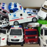 救急車パトカー消防車をチェック! 坂道を緊急走行するよ! Check out ambulance policecar bump truck! run on the slope.