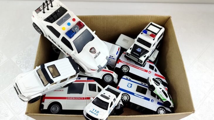 救急車パトカー消防車をチェック! 坂道を緊急走行するよ! Check out ambulance policecar bump truck! run on the slope.