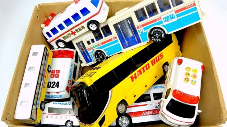 救急車とバスのミニカーが走る！緊急走行テスト！坂道走行。Ambulance and bus miniature cars run! Emergency driving test!