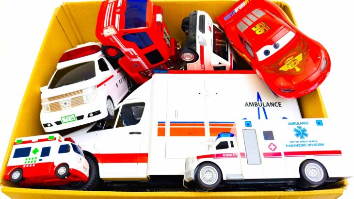 Ambulance minicar runs in an emergency! Slope driving test 救急車のミニカー走る！緊急走行テスト。坂道走る☆