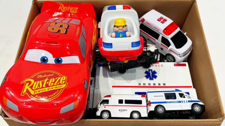 救急車のミニカー走る！緊急走行テスト！坂道走行です☆ Ambulance minicar runs in an emergency with sirens sounding!