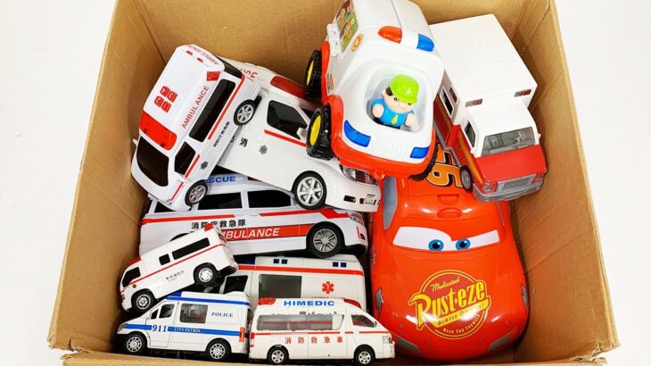 救急車のミニカー走る！緊急走行！坂道走行テスト☆ Ambulance minicars run. Emergency slope driving test with sirens on!