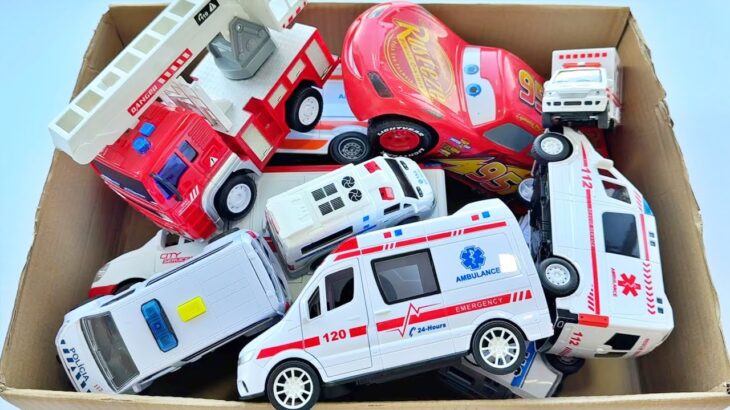 救急車のミニカー走る！緊急走行テスト！坂道走行です☆ Ambulance minicar runs in an emergency with sirens sounding! Part – 3