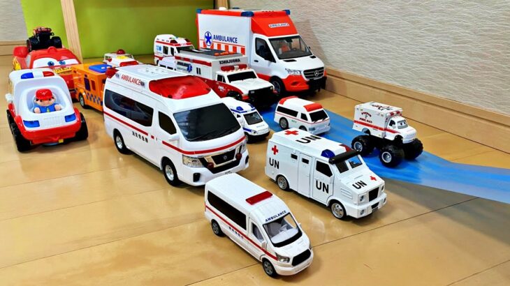 救急車＆ディズニーカーズが坂道走る！緊急走行テスト☆Ambulances & Disney Cars on the Blue Tape Slope! Emergency Driving Test!