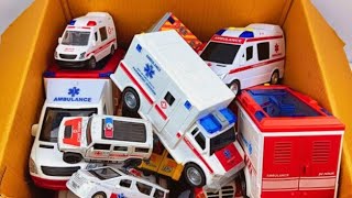 救急車（ミニカー）たちが坂道走る！緊急走行テスト！サイレン鳴る｜Ambulance minicar runs on a slope! Emergency driving test !