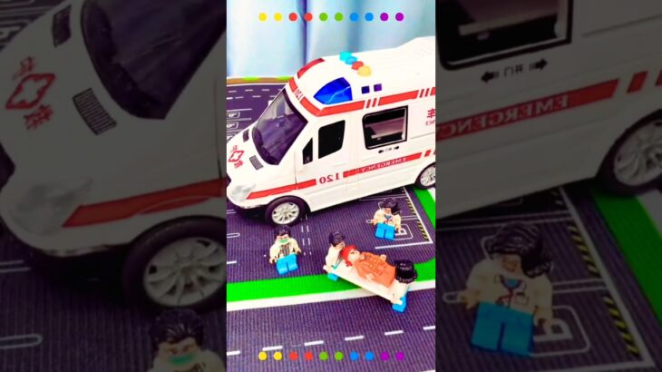 救急車のミニカー走る！緊急走行！坂道走行テスト Ambulance minicar runs on a slope with sirens sounding!