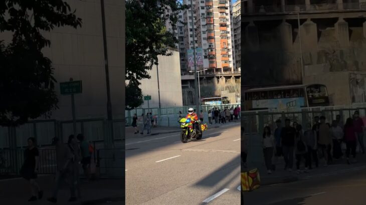 Motorcycle ambulance responding in Hong Kong. #香港 #消防庁 #救急バイク #緊急走行 #bmwmotorrad #bmwモトラッド