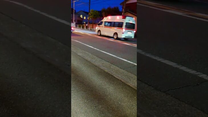 救急車が通ります、進路を譲ってください 合成音声 TCD e-deck【茅ヶ崎市消防本部】