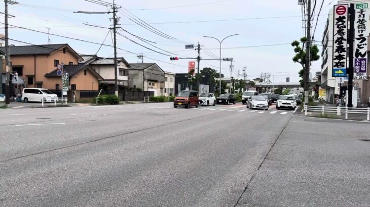交通事故現場へ緊急走行する事故処理車　#nv350キャラバン #事故処理車　#パトカー #緊急走行