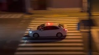 覆面パトカー　緊急走行