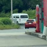 ⚠️危険⚠️高速道路で行き先を間違えてバックで逆走する車⚠️