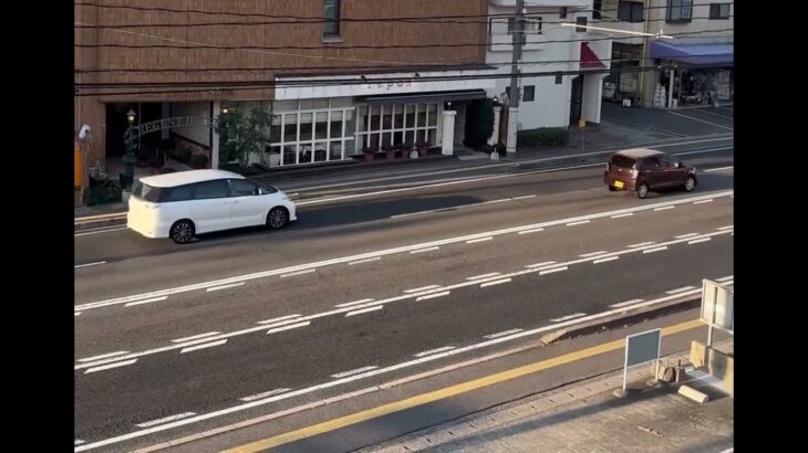 消防車　緊急走行