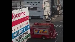 消防車　緊急走行　レスキュー車