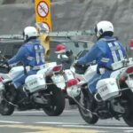 🚨レア映像🚨高速道路に入る白バイ2台と警察車両🚨兵庫県警🚨赤色灯🚨