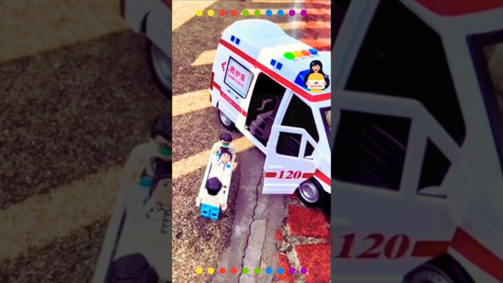 救急車のミニカー走る！緊急走行！坂道走行テスト Ambulance minicar runs on a slope with sirens sounding!