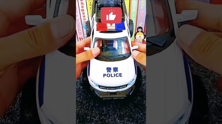 救急車のミニカー走る！緊急走行！坂道走行テスト Ambulance minicar runs on a slope with sirens sounding!