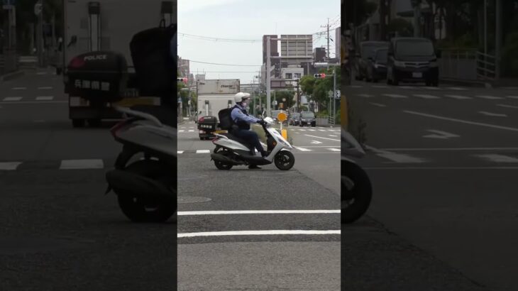 👮おつかれさまです🫡巡回する警察バイク👮兵庫県警🫡警察官👮　#shorts