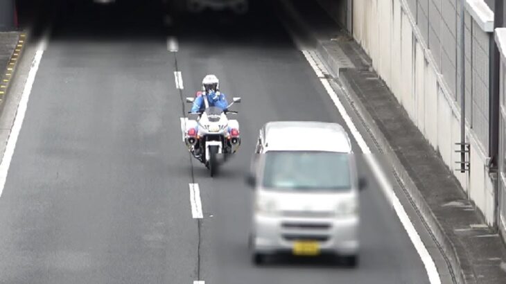 絶対に捕まる訳にはいかない闇を抱えたプリウス乗りが停止命令を無視して逃走・交通機動隊の目の前で交通事故発生・速度違反取締り中に覆面パトカー緊急走行で通過・赤キップ一発免停の衝撃的な白バイの計測結果