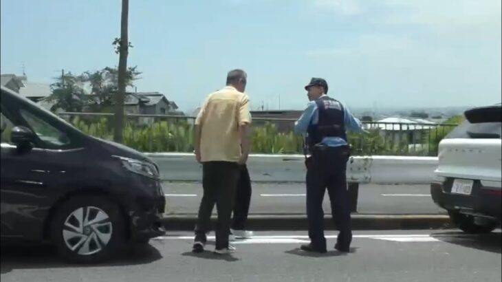 🚨事故現場に遭遇🚨大阪府警🚨パトカー🚨事故対応🚨赤色灯🚨警察官🚨