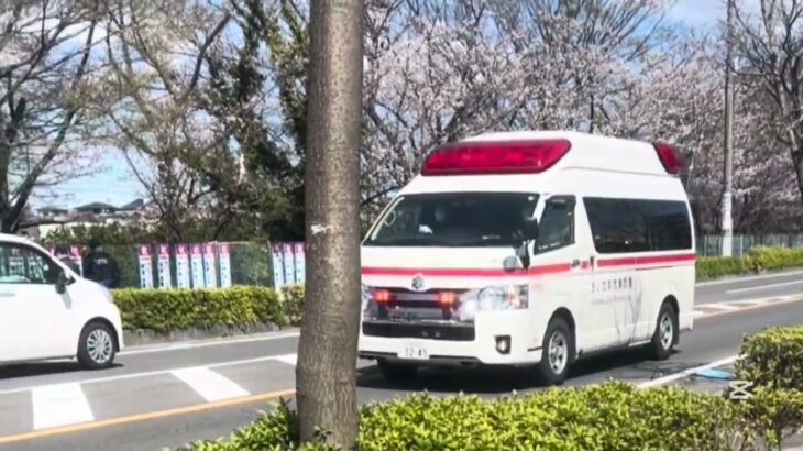 【救急・緊急走行】新人消防士教育中の前を走る、救急車　救急大宮1緊急走行シーン