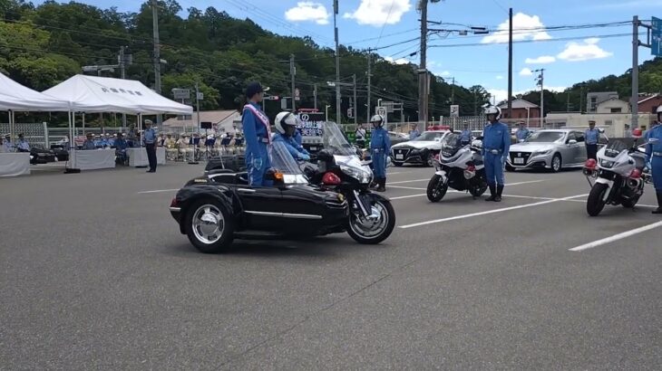 白バイ サイドカー パトカー 梅本まどかさん 兵庫県警 2025年7月21日　二輪車事故防止キャンペーン　道の駅いながわ