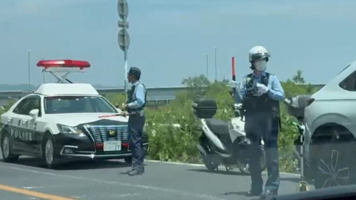 衝撃‼️3台の玉突き事故‼️🚨兵庫県警🚨交通整理🚨事故処理🚨パトカー🚨警察官🚨