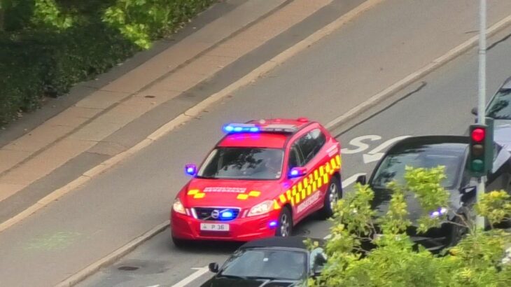 AIR CLIPS fire & rescue combivideo brandbil og ambulance i udrykning feuerwehr einsatzfahrt 緊急走行 消防車