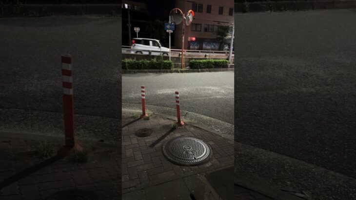 【緊急走行】真夜中の救急車、急行する先はどこか#救急車 #緊急走行 #真夜中のサイレン #夜の街 #深夜の出来事 #命を運ぶ音 #ショート動画 #緊迫の瞬間 #夜の風景 #救急出動 #静けさとサイレン
