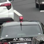 まいどあり～違反車はお客様！いつもより長めにパトライト上げ走り去る覆面パトカー