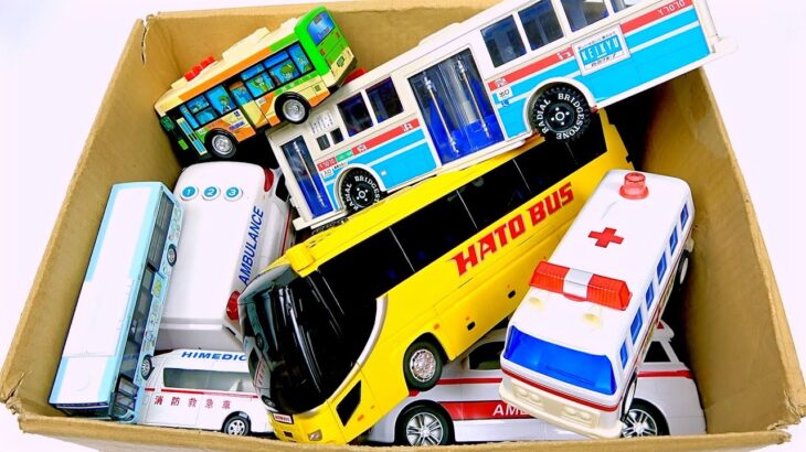 救急車とバスのミニカーが走る！坂道を緊急走行テスト！サイレンあり