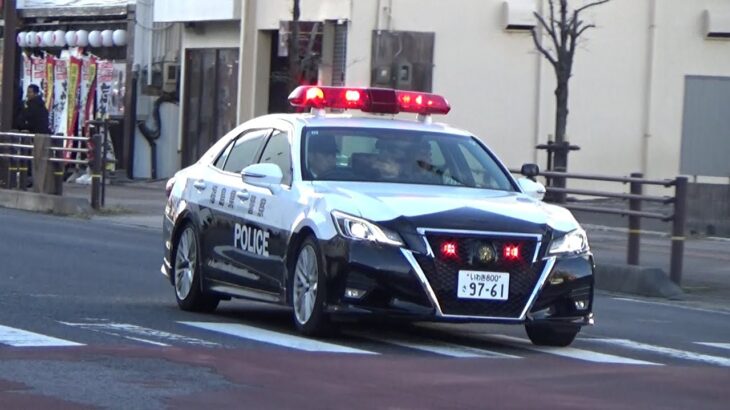 【福島県警】いわき中央警察署  210系クラウンアスリートパトカー・E26系キャラバン事故処理車 緊急走行