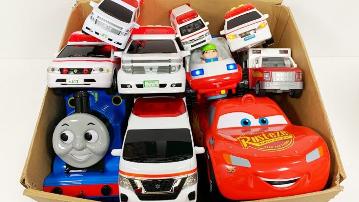 救急車ミニカーが走る。緊急走行テスト！坂道走る！サイレン鳴る☆ Ambulance minicar runs in an emergency with sirens sounding