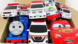 救急車ミニカーが走る。緊急走行！坂道走行テスト！サイレン鳴る☆ Ambulance minicar slope emergency driving test with siren sounds