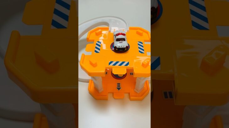 緊急車両のミニカーが坂道走行㉗#shorts #パトカー #はたらくくるま