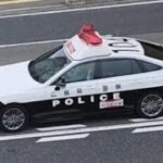 パトカー　緊急走行