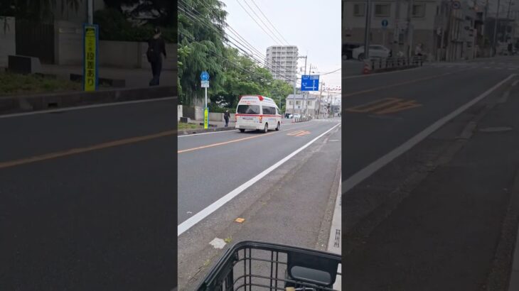 急病搬送にて緊急走行　#緊急走行#緊急車両#救急車#サイレン