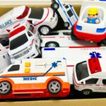 救急車のミニカー走る☆緊急走行テスト☆坂道走る｜ Ambulance miniature car runs! Emergensy driving test