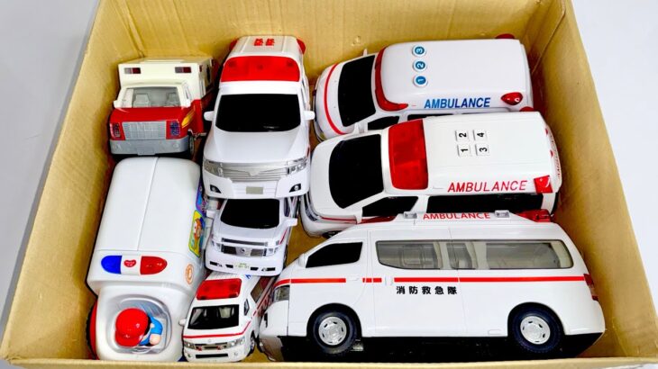 救急車のミニカー箱から出して緊急走行テスト☆ambulance minicar