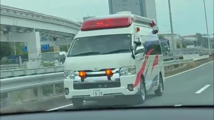 🚨救急車🚨緊急走行🚨響き渡るサイレン🚨大阪大学医学部附属病院🚨