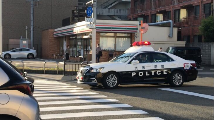 【緊急走行】交差点を通過！大阪府警   210系クラウンパトカー