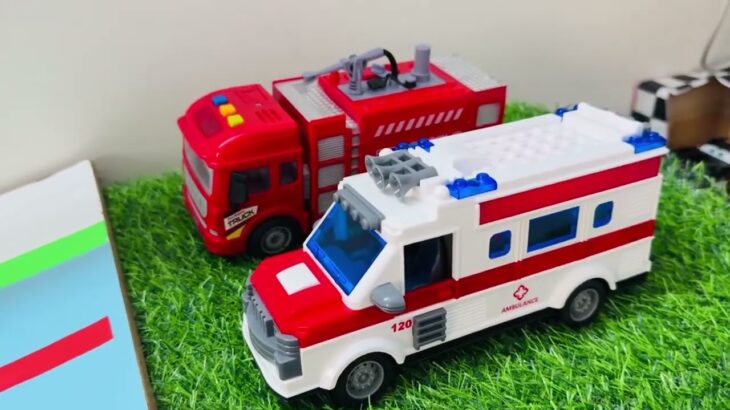 救急車のミニカー走る!緊急走行テスト。坂道走る☆Ambulance minicar runs in an emergency! Slope driving test