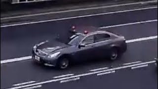 覆面パトカー　緊急走行