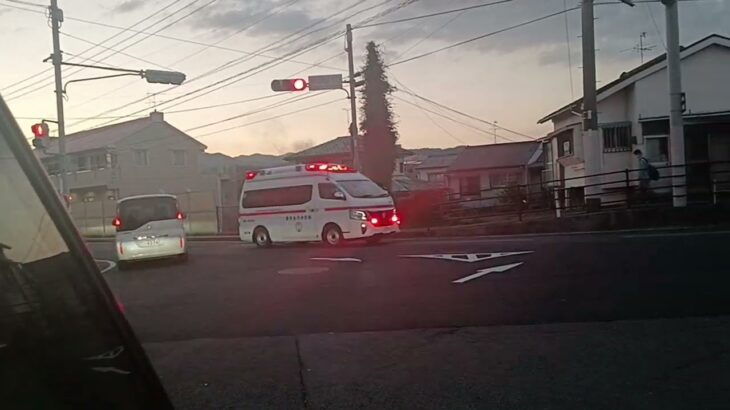 【緊急走行】救急車の後に見えるのは火災による煙!鹿児島市消防局南本署救急隊