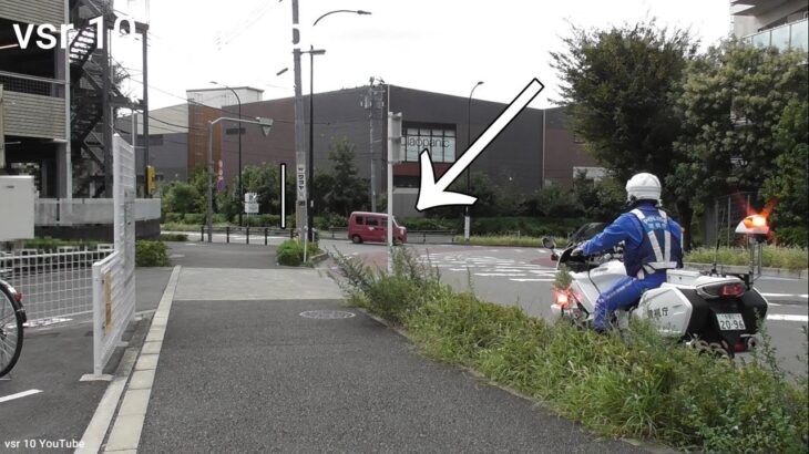 【白バイ目線！！】看板背負った某車両が停止線をぶっちぎりで通過！！ガキみたいにやり直そうとすなw命はやり直せないよ？•白バイ目線で見る一時停止取り締まり！捕まるのはどの車両？•2台の白バイ取り締まり！