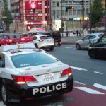 下から唸り上がるサイレン！新宿【六本木 210系クラウンパトカー2台 緊急走行】 消滅する昭和風景