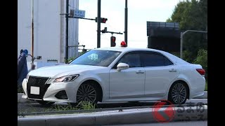 追跡中パトカーと軽自動車が衝突!? 45歳女性が胸の骨を折る重傷に… 緊急車両が接近どうする？ 元警察官が解説