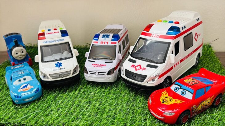救急車のミニカー走る！緊急走行テスト。坂道走る☆Ambulance minicar runs in an emergency! Slope driving test